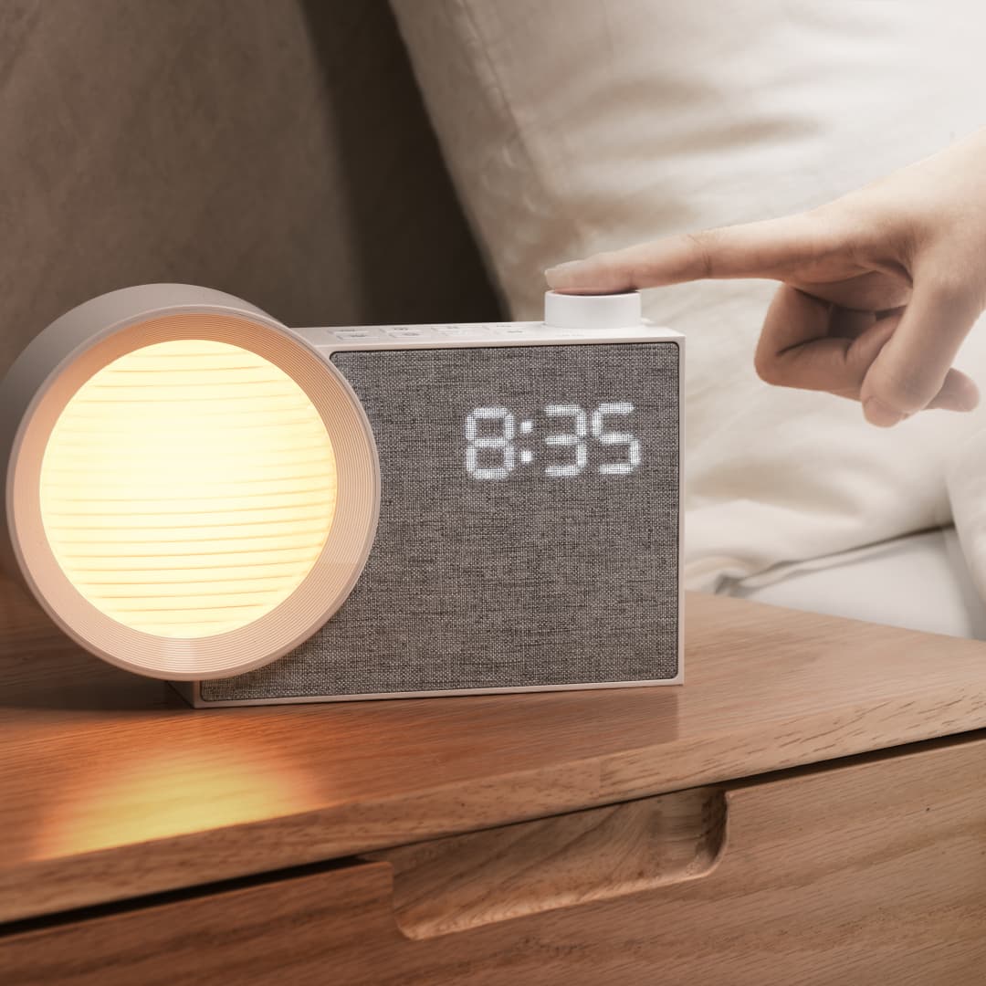 Lighting Decor For Bedroom - นาฬิกาปลุกพร้อมไฟ LED WILIT พร้อมเสียงไวท์นอยซ์และตัวตั้งเวลา โคมไฟข้างเตียง -